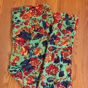 LulaRoe Leggings - Size Tall & Curvy (Size 12-18)